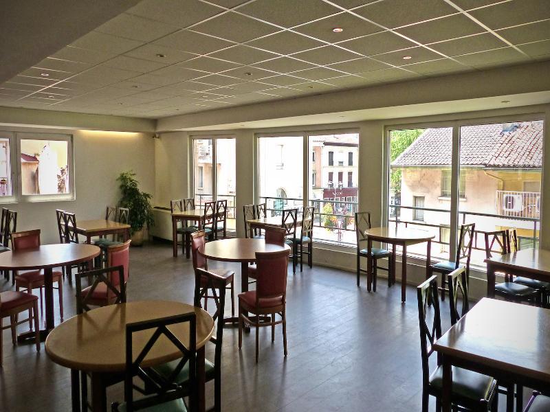 Ibis Budget Bourgoin Jallieu Centre Exterior foto